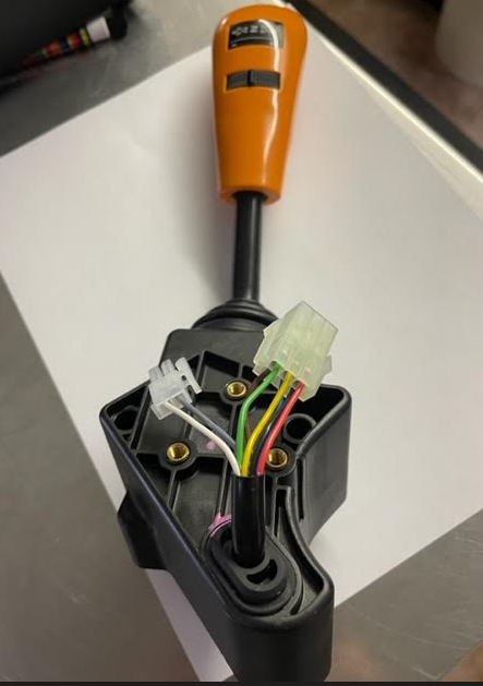 Deutz-Fahr 0.026.5763.4- Shuttle Lever