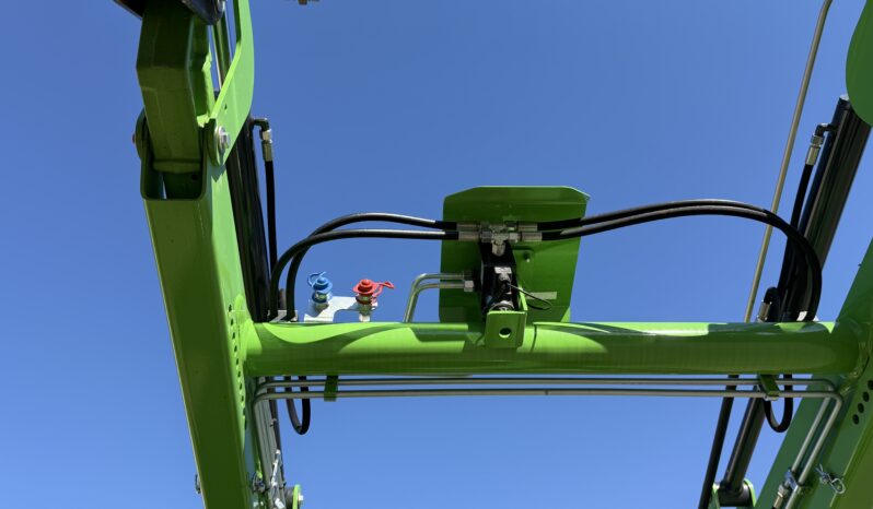 
								2026 Deutz Fahr 4065E full									